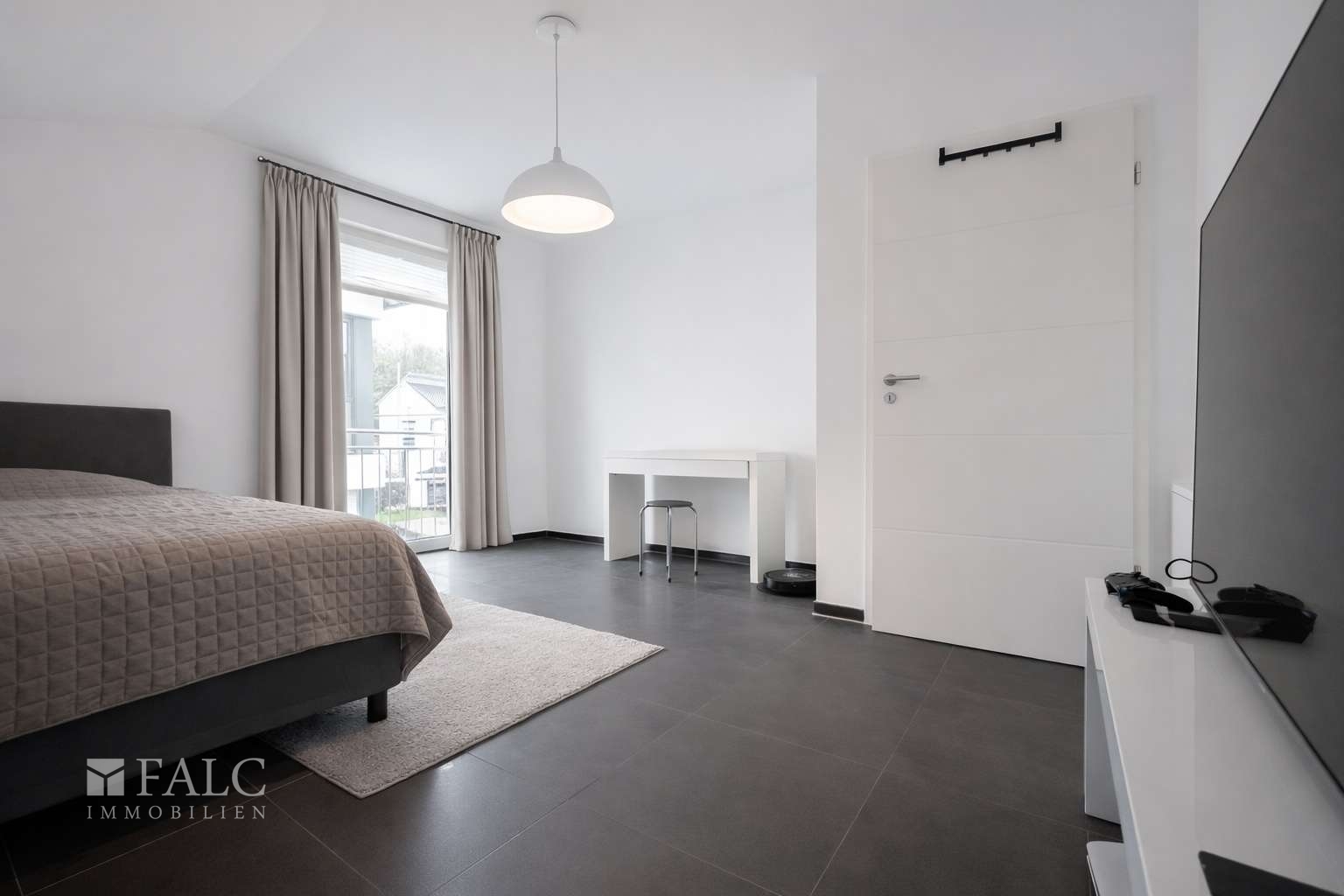 Stilvolles Privatzimmer im Obergeschoss